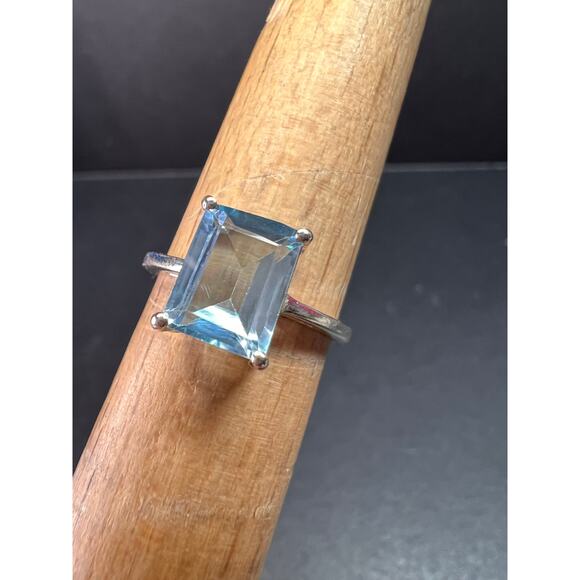 Blue topaz emerald cut sterling silver ring size 7 - Picture 6 of 16